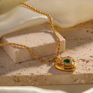 Caelus Gold Heart Necklace