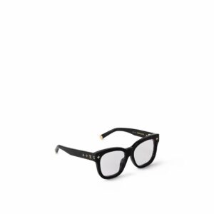 Veloura Classic Frame Sunglasses