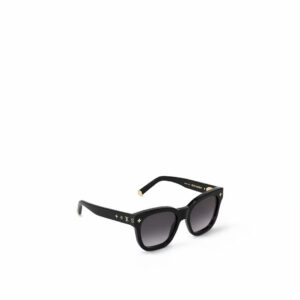 Veloura Classic Frame Sunglasses