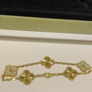 Veloura Five-Motif Pavé Clover Bracelet