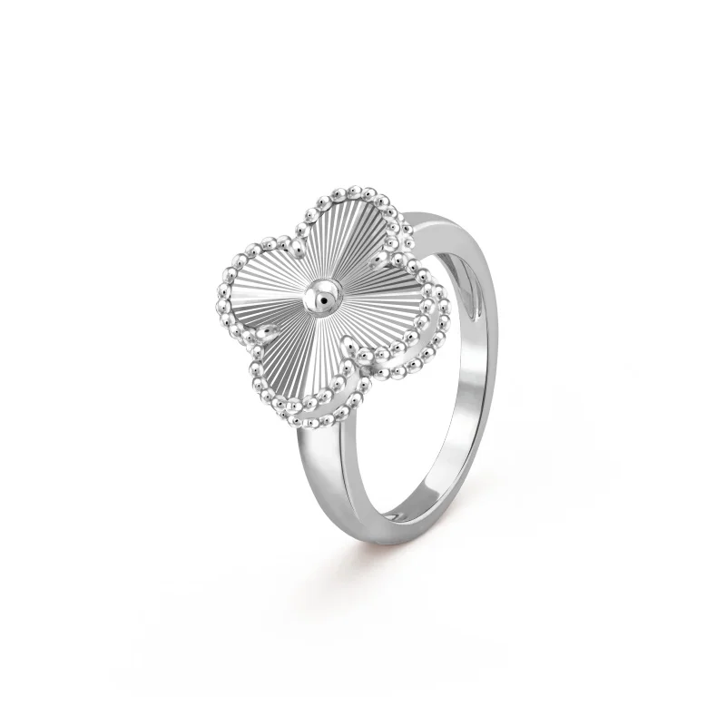 Vintage Alhambra ring