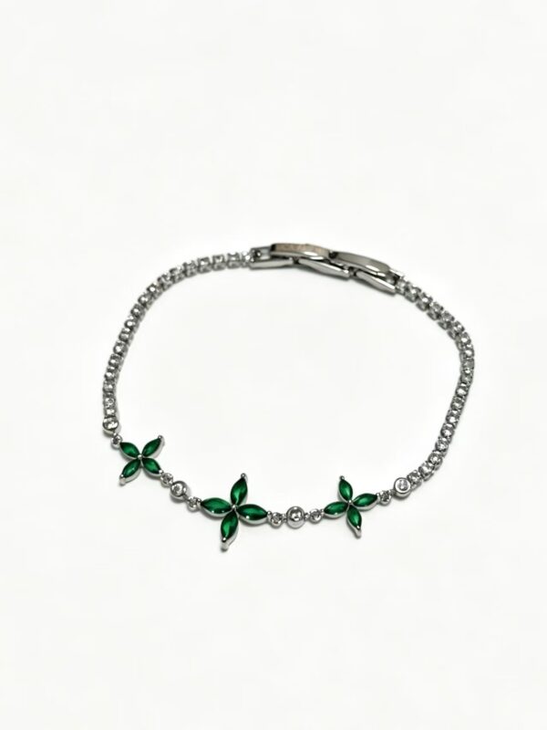 Veloura Iridescent Clover Bracelet