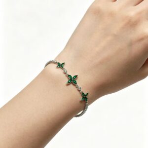 Veloura Iridescent Clover Bracelet