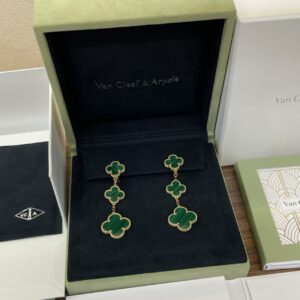 Veloura Malachite Three-Flower Earrings