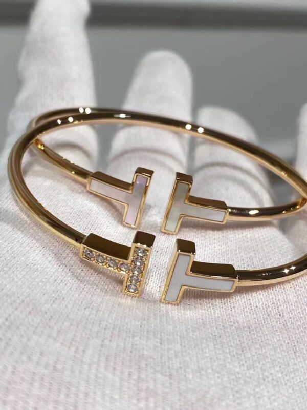 Veloura Mother-of-Pearl T Bangle